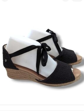Ugg Delmar Espridrille Wedge Sandals‎ 9 Black  1003496 Wedges Tie Sandal